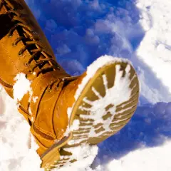 Najlepsze buty na mróz: 5 cech, które ochronią Cię przed zimnem